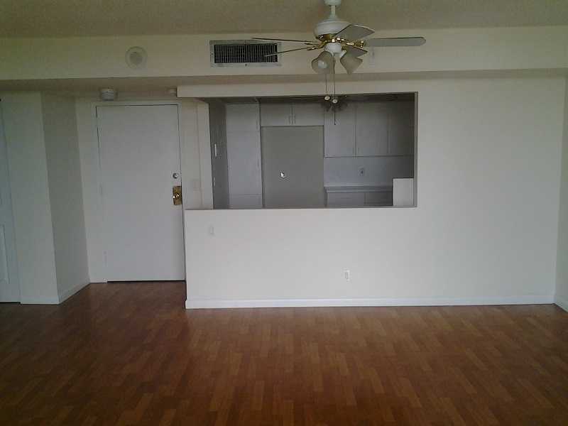 13499 Biscayne Blvd Apt 805