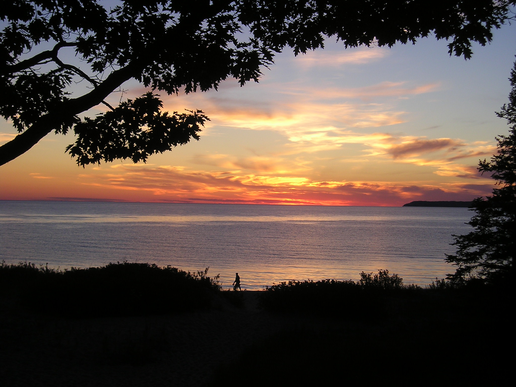 Overbrook Road Beachwalk 9/10