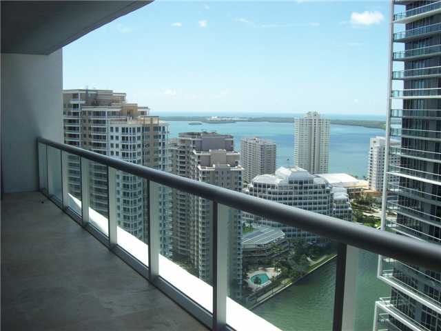 475 BRICKELL AV # 3109