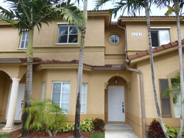 8245 NW 108 AV # 3-15