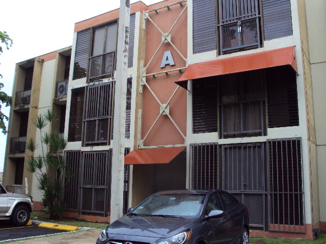 Cond Balcones Sta