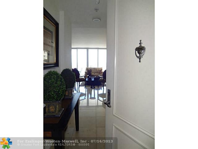 848 Brickell Key Dr # 3403