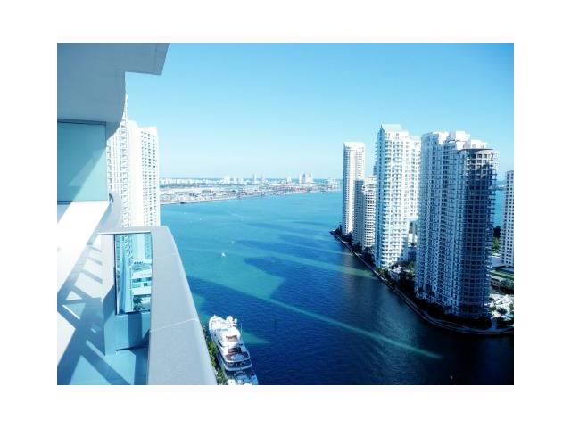 200 BISCAYNE BLVD WY # 3106