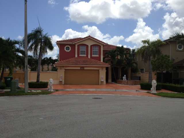 3921 SW 154 CT