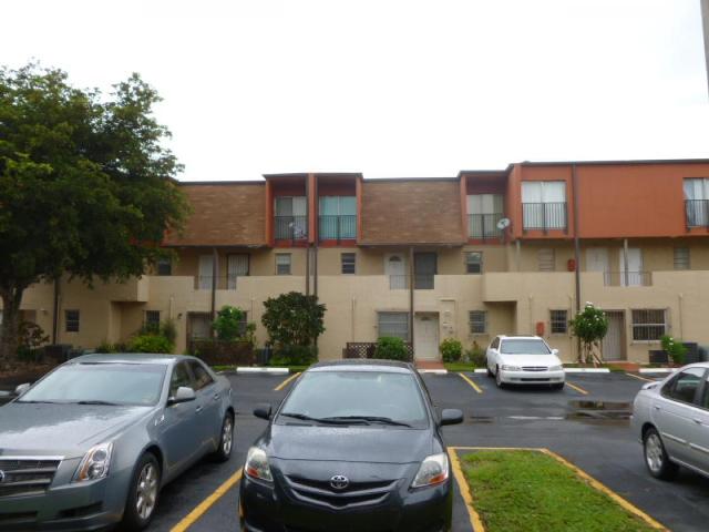 301 NW 109 Ave Unit 203