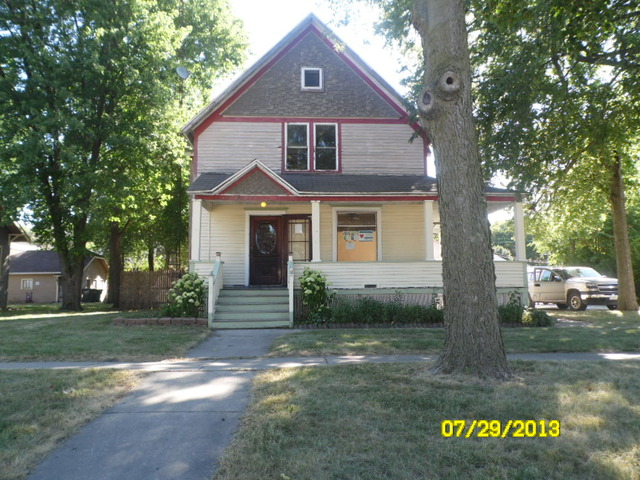 115 N Kankakee St