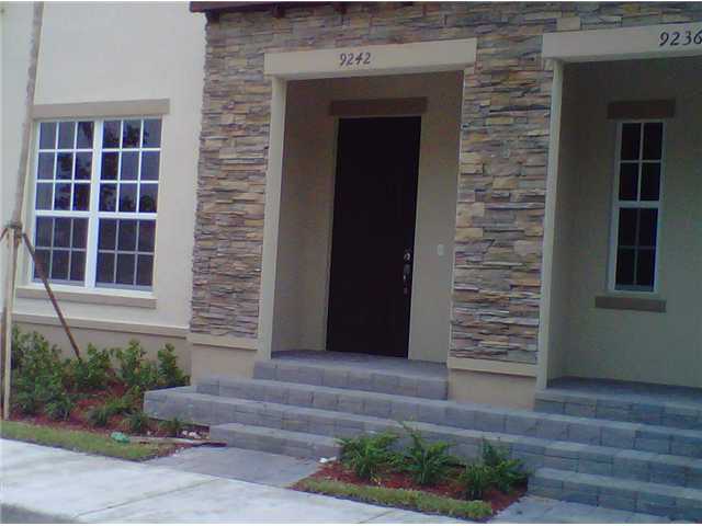 9242 SW 170 PL # 9242