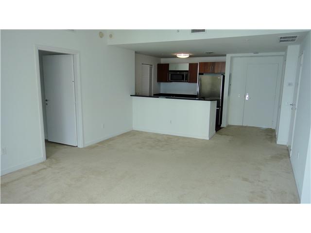 300 S BISCAYNE BL # T-1414