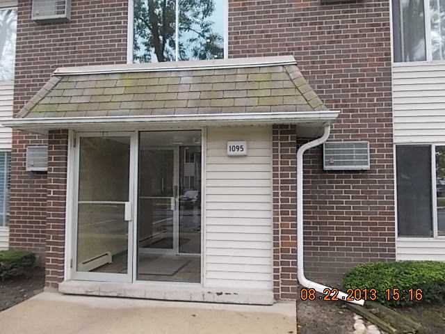 1095 Miller Ln Apt 103