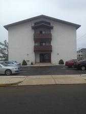 301 41st St Apt 4