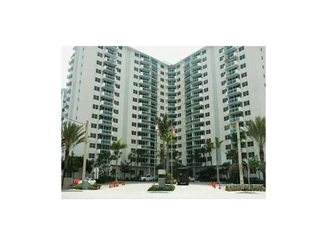 3000 S OCEAN DR # 208 W