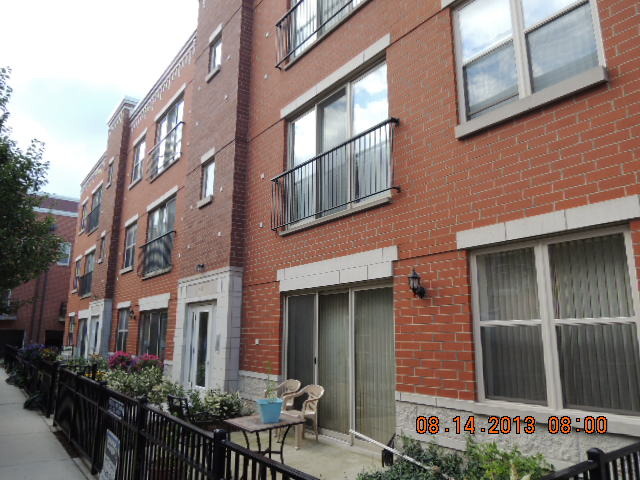 347 E 25th Pl # 19c