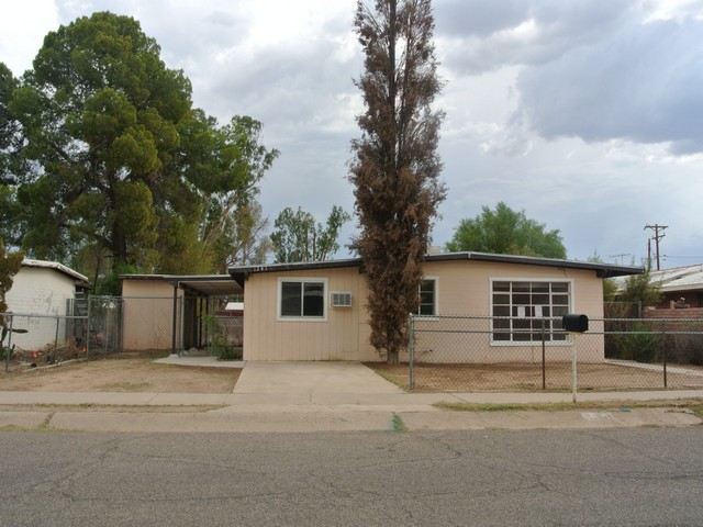 1243 W. Kleindale Road