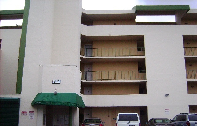 8820 Fontainebleau Blvd Apt 506