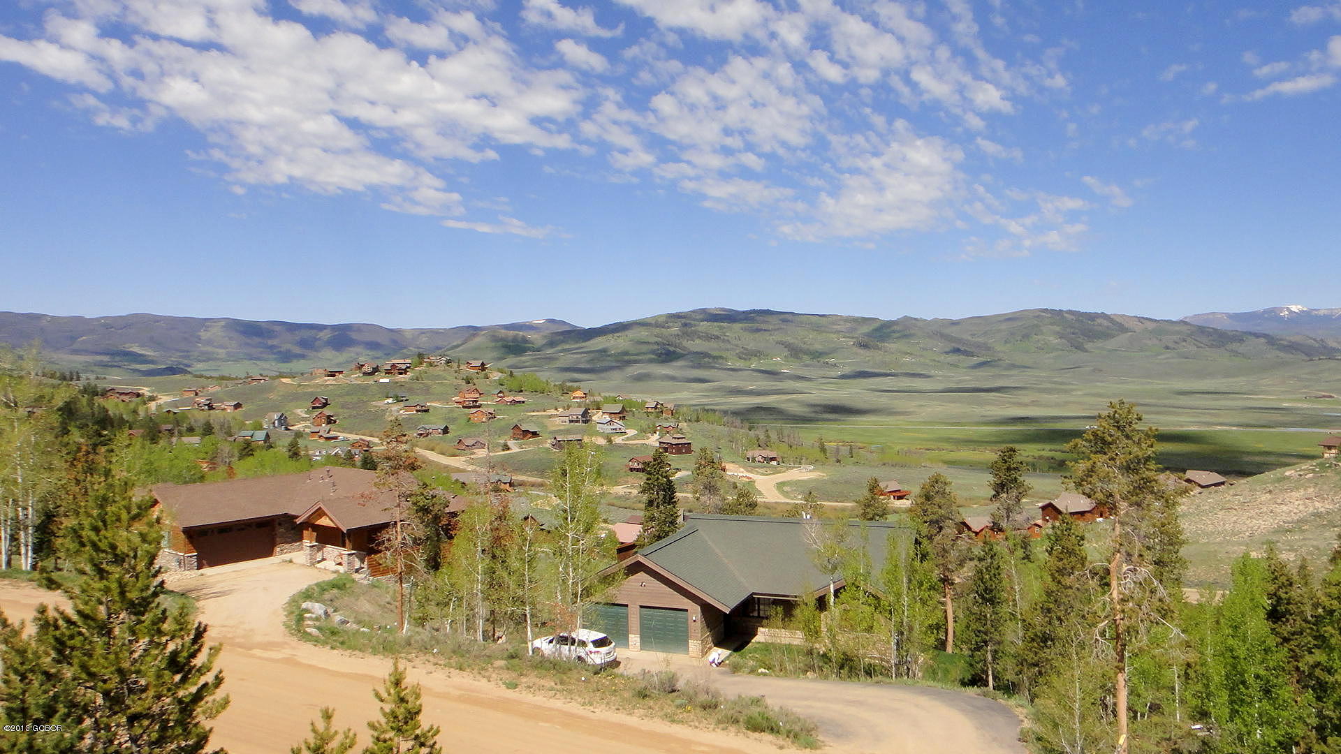 Co Rd 899 / Overlook