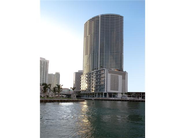 200 BISCAYNE BLVD WY # 3811