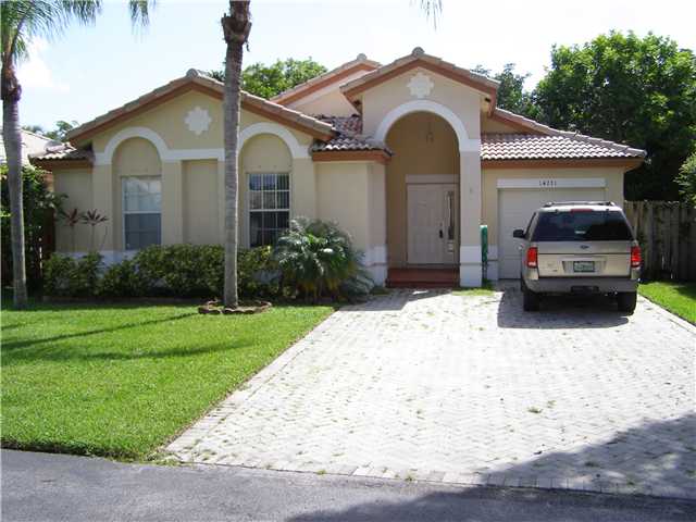 14271 SW 154 CT