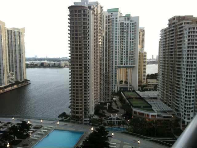 495 BRICKELL AV # 2206