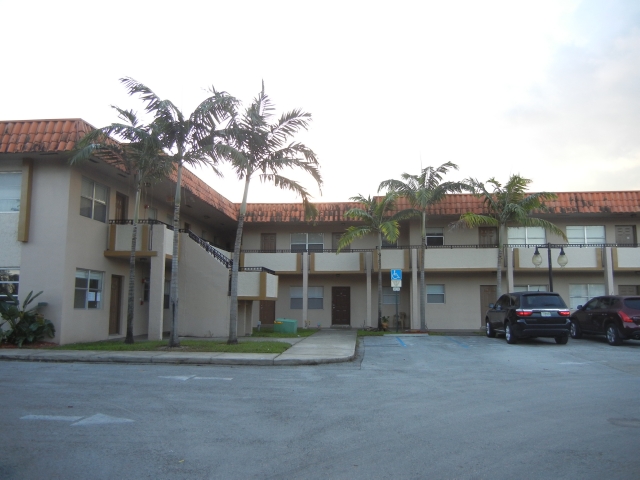 400 NW 65th Ave Apt 138