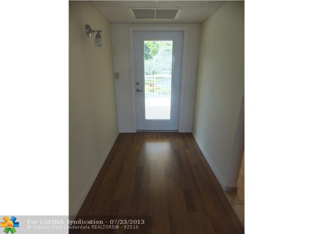 3175 Ne 48th Ct Apt 205