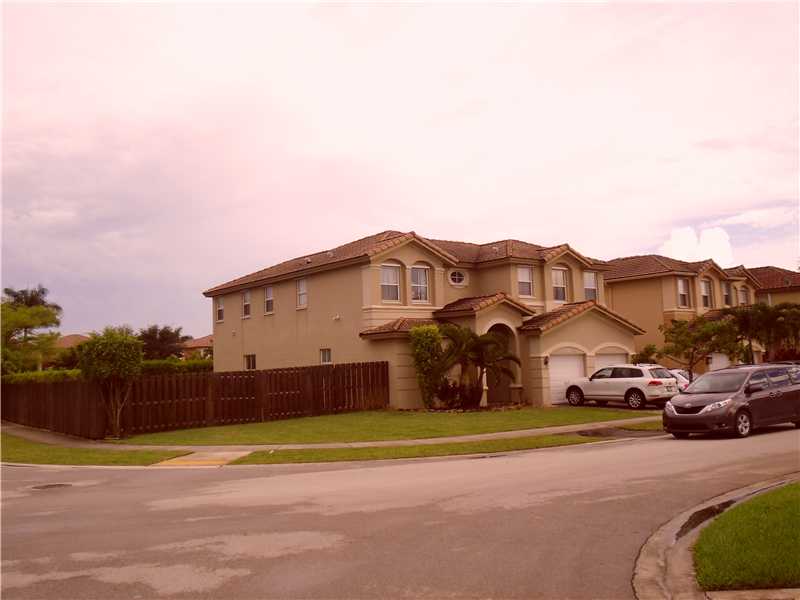 8433 NW 115 CT