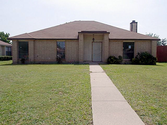 1341 Roan Drive