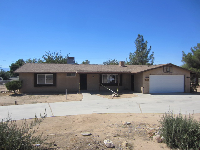 14166 Apple Valley Road