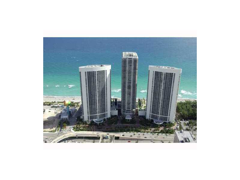 1830 OCEAN DR # 3208