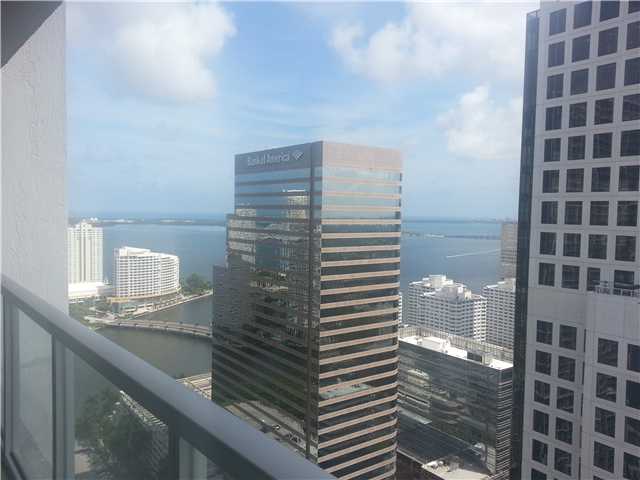 500 BRICKELL AV # 4010