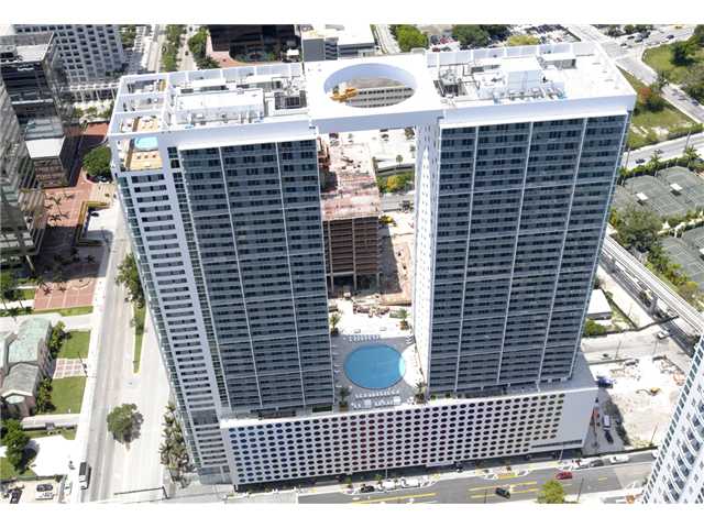 500 BRICKELL AV # 1701