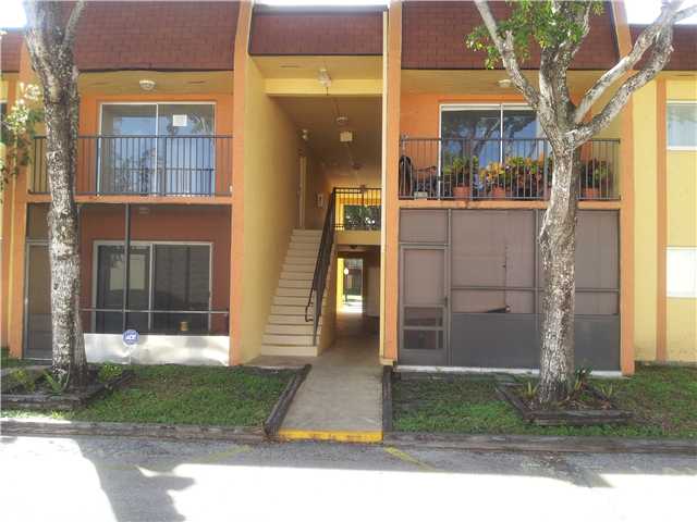 2864 NW 55 AVENUE, UNIT 2D