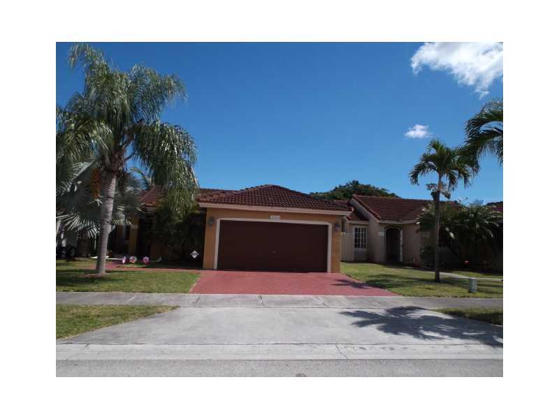 18303 SW 142 CT