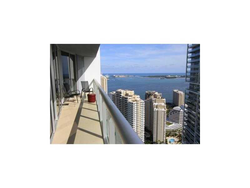 475 BRICKELL AV # 4313