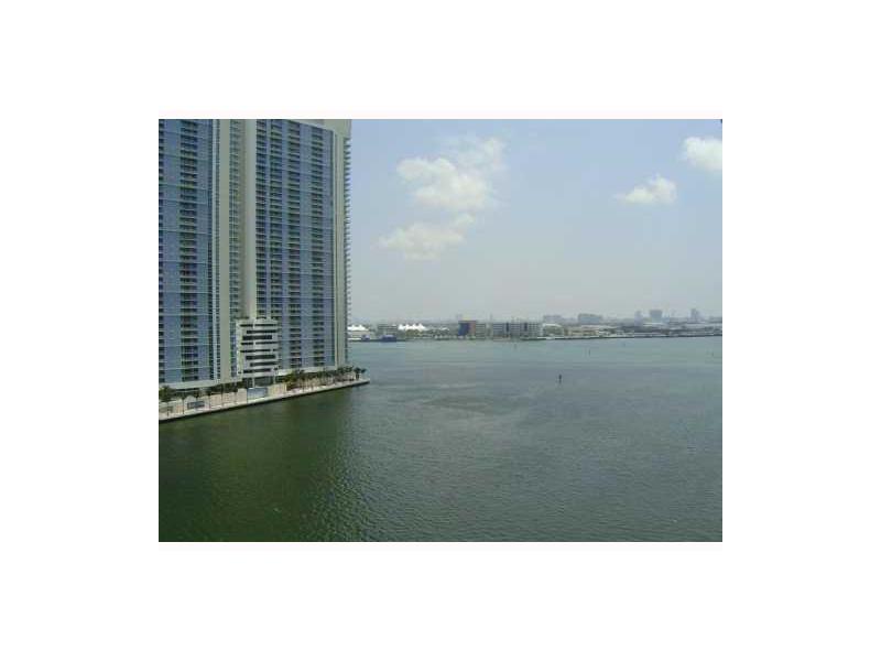 901 BRICKELL KEY BL # 1005