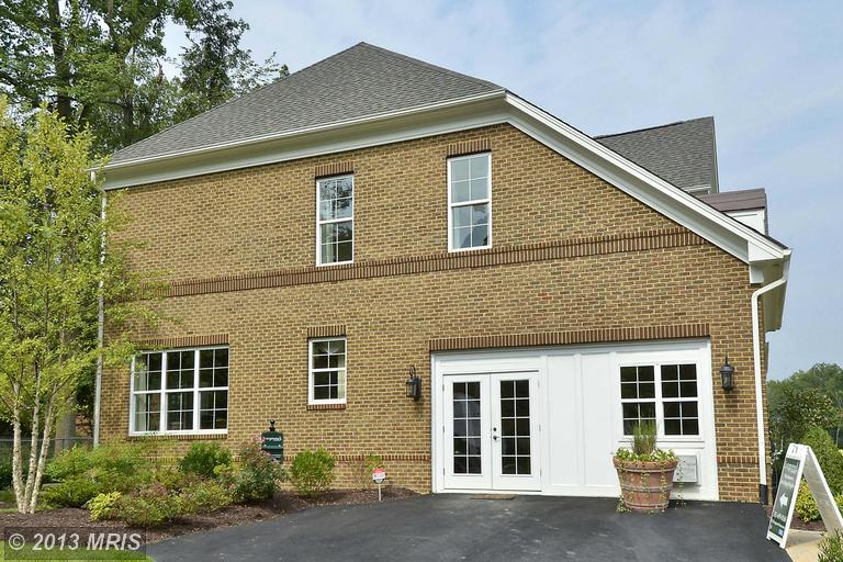 10 CATOCTIN SPRINGS COURT