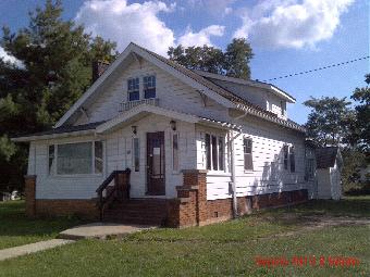 105 E South St