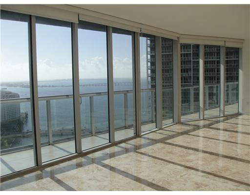 465 BRICKELL AV # 2901