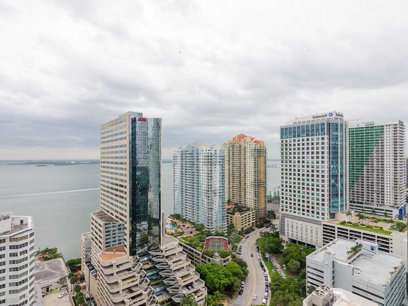 951 BRICKELL AV # 2808