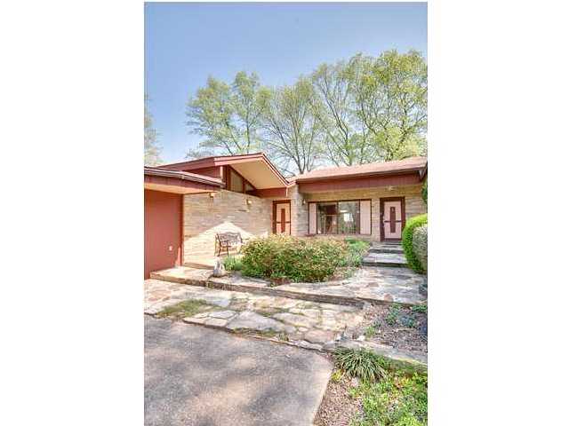 214 Lakewood View Dr