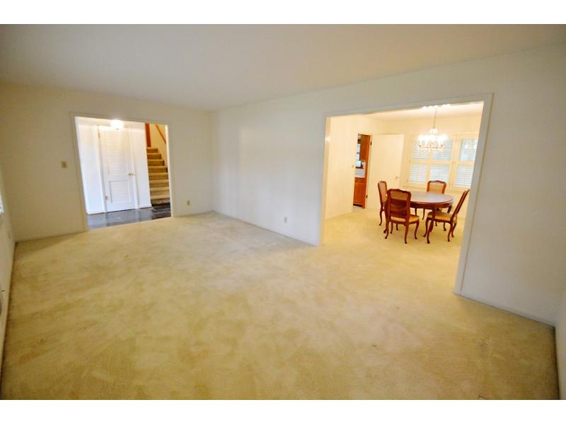 1402 Diamond Head Circle