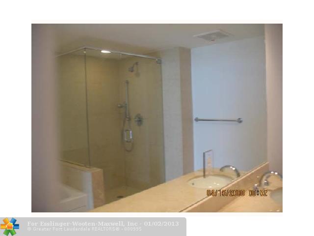 50 Biscayne Blvd # 3110