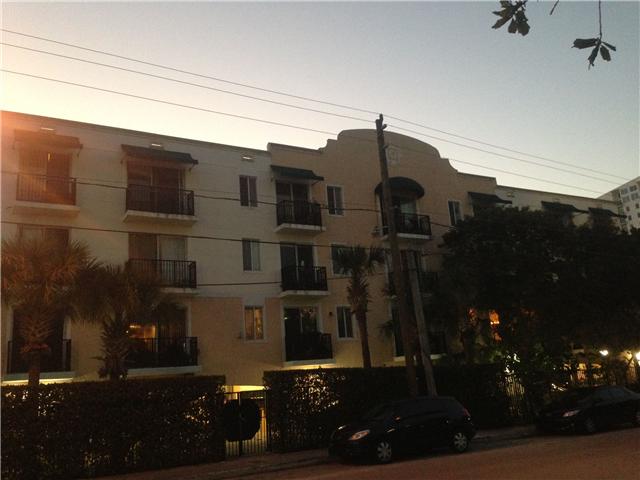 400 SW 2 ST # 105