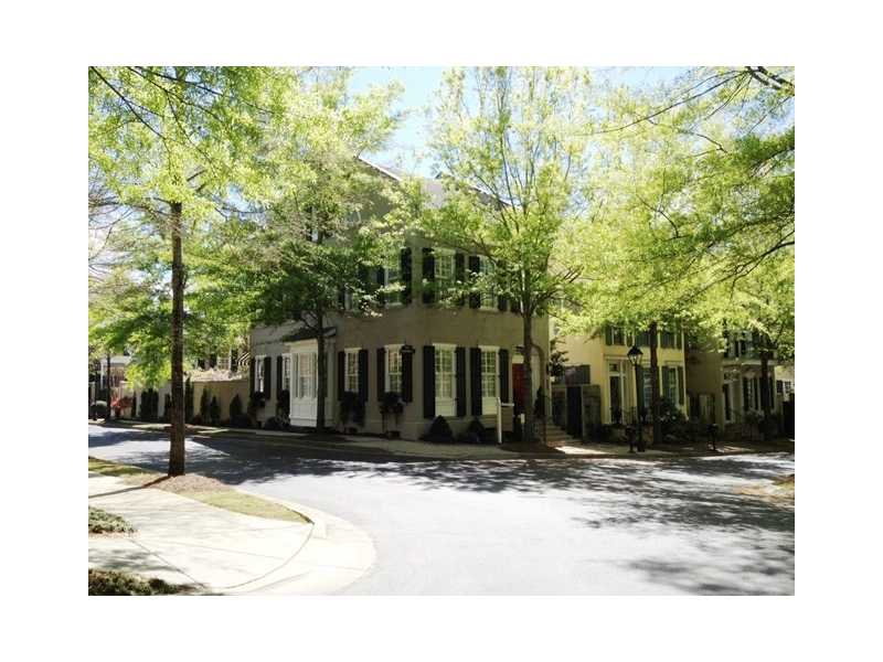 301 Abercorn Square