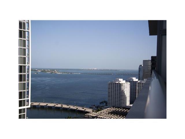 485 BRICKELL AV # 3701