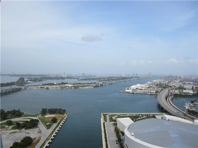 888 BISCAYNE BL # 4004