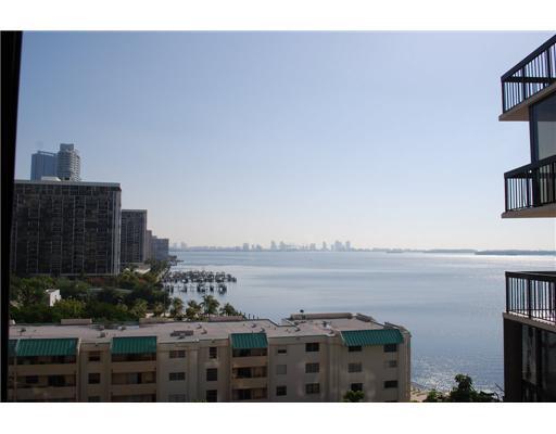 2333 BRICKELL AV # 807