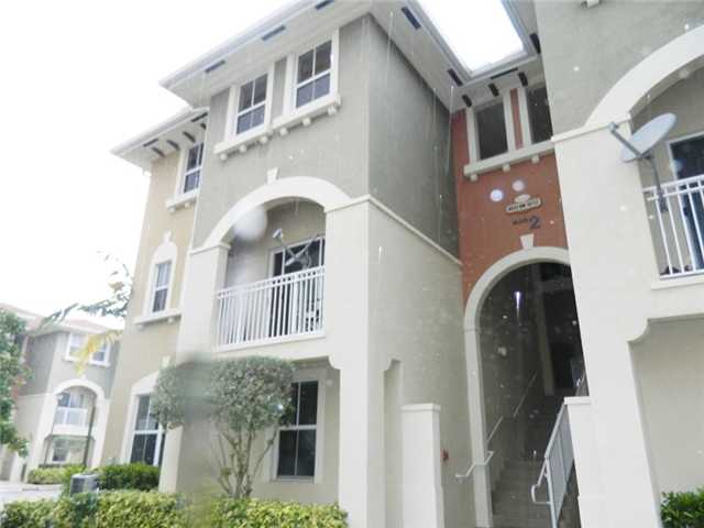 8933 NW 107 CT # 101