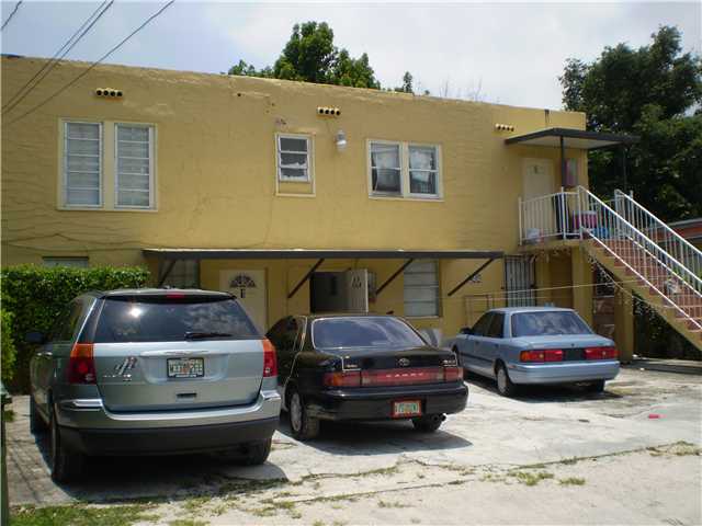 244 NW 32 ST