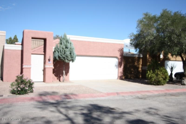 3068 W Avenida Obregon