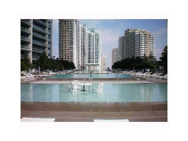 495 BRICKELL AV # 5010